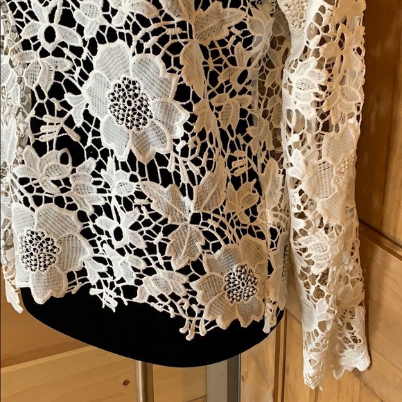 Divided white lace top Size 14 - Picture 3 of 7